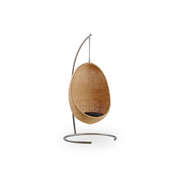 Hammock chair in rattan Nanna Ditzel Hanging Egg Chair Sika Design.eu