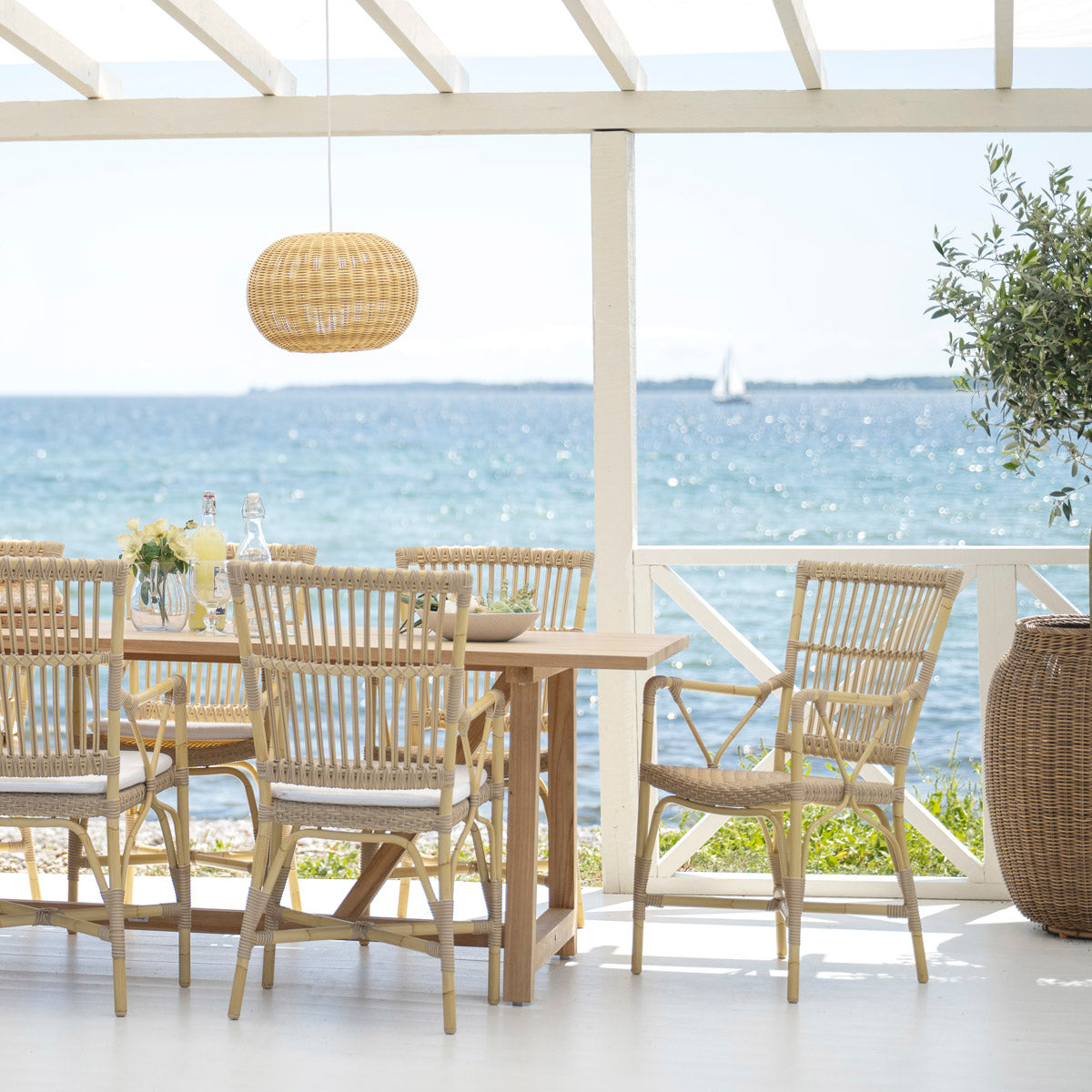 Piano Exterior Dining Chair