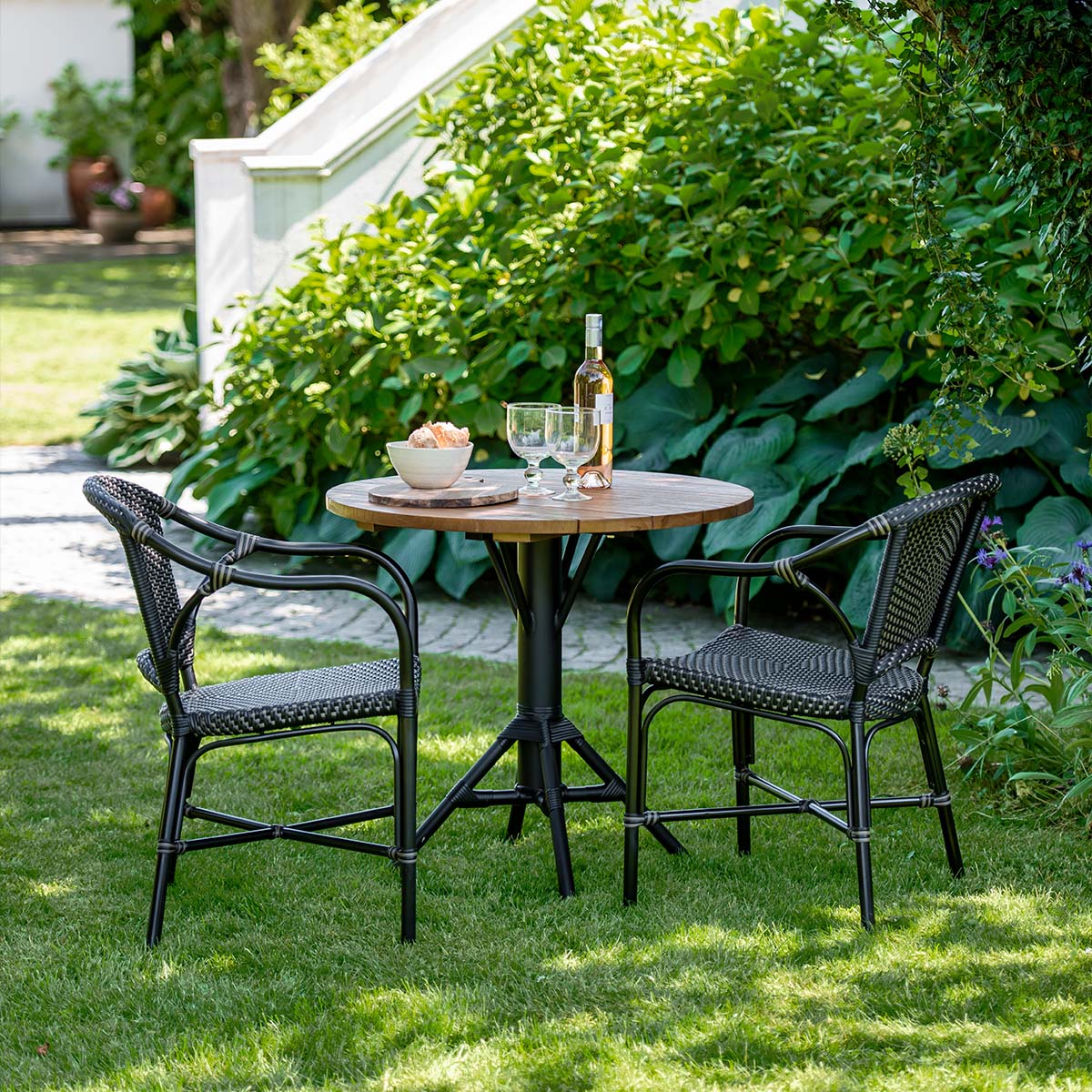 Nicole Cáfe Table | Teak Round