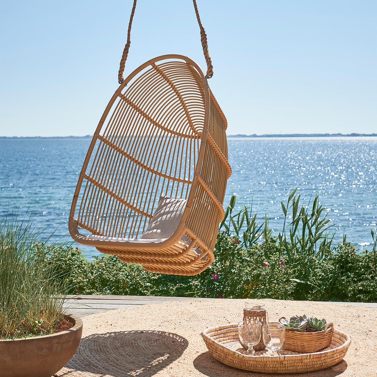 Renoir Exterior Hanging Chair